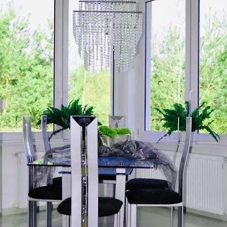 Prázdninový dům In Gmina Mit Grill, Terrasse Und Garten