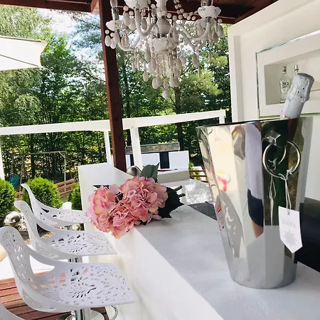 In Gmina Mit Grill, Terrasse Und Garten Vakantiehuis