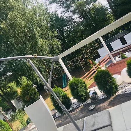 Prázdninový dům In Gmina Mit Grill, Terrasse Und Garten *
