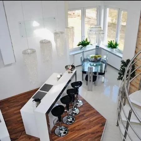 Vakantiehuis In Gmina Mit Grill, Terrasse Und Garten *
